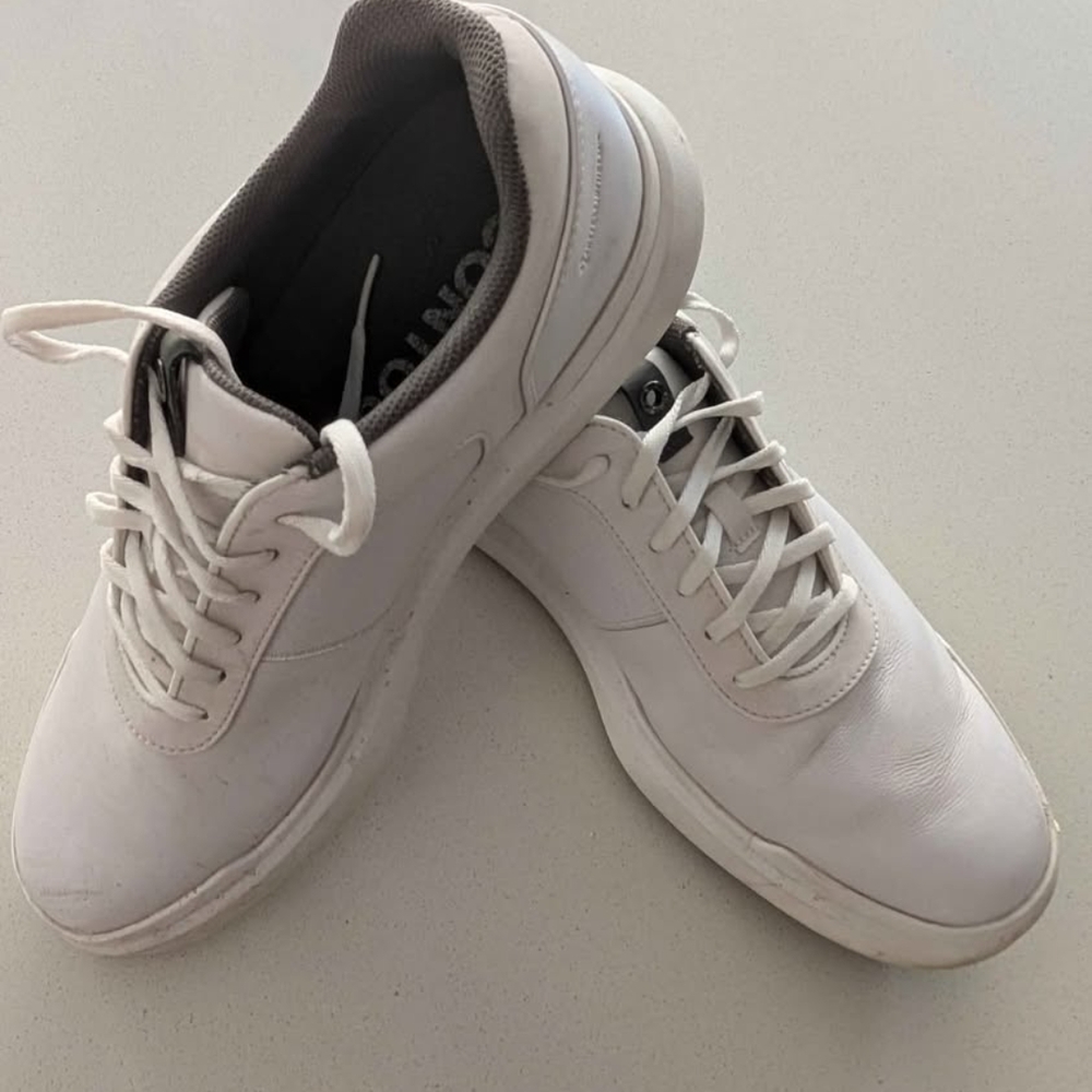 FootJoy Men's White and Gray Sneakers
